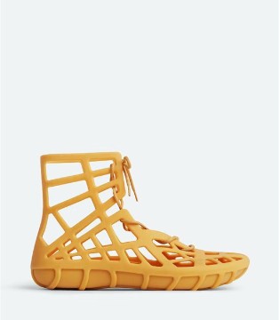Bottega Veneta,复古凉鞋,镂空设计