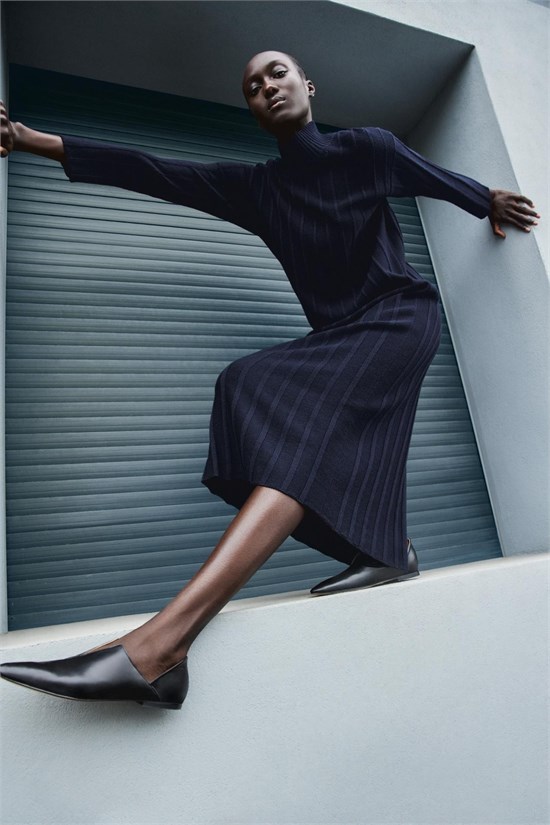 Max Mara 2023 Leisure 系列：打造秋冬质感衣橱