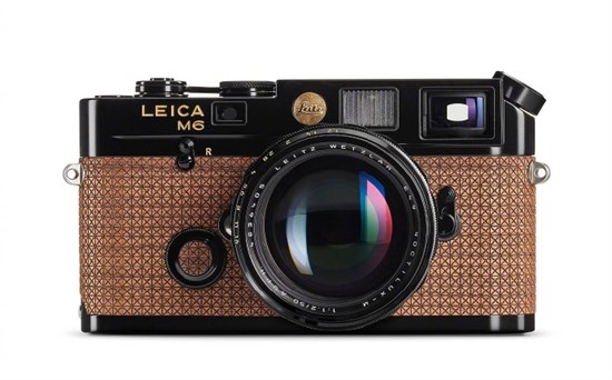 德国相机品牌Leica推出**版的相机套组