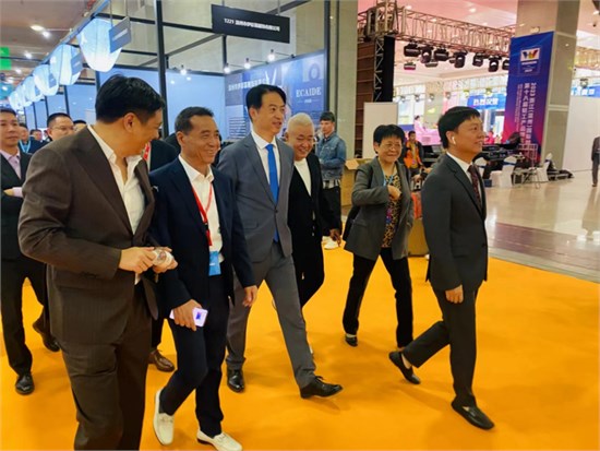 精研面料 科技创新 乾硕纺织砥砺前行