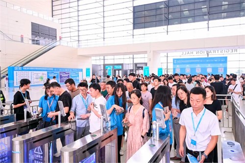 产业互链、协同创新丨2024青岛国际职业装团服展览会火热招展！！