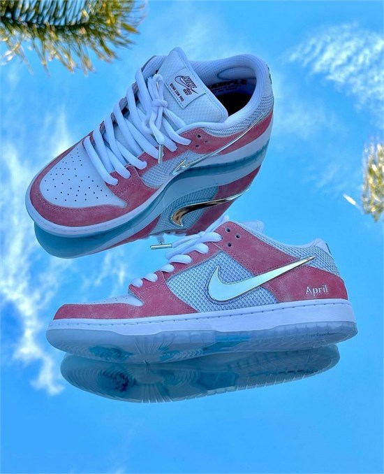 April Skateboards x Nike SB Dunk Lowȫ[ɫҕ