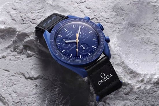 MoonSwatch第二幕整盒全套集结 欧米茄用金指针召唤光明
