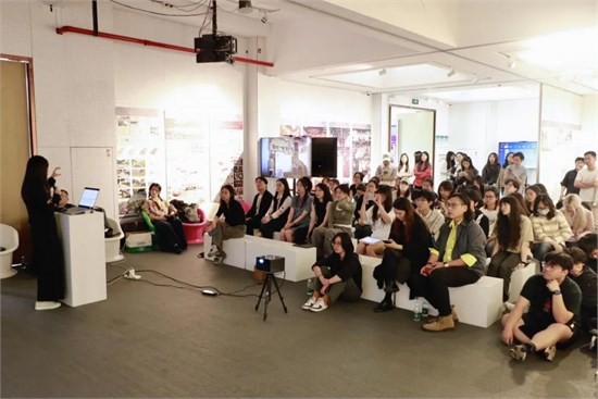 “看见不见”—东华大学服装与艺术设计学院环境设计系毕业作品展
