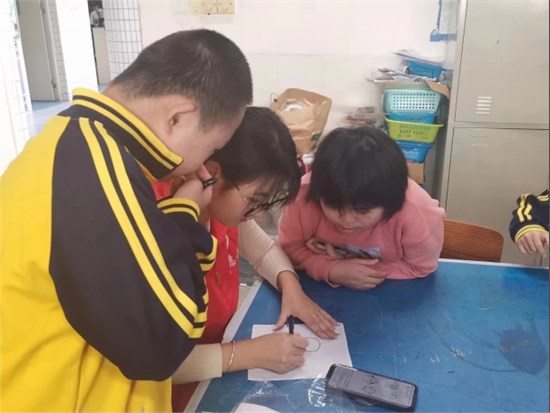 让爱传递 让温暖延续——我院携手惠州市特殊学校搭建助残爱心桥