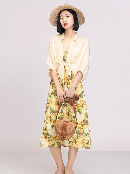 小愚XIAOYU 初夏花语 裙摆间的绚烂诗篇