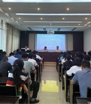 河南机电职业学院召开校企合作办学领域群众身边不正之风和腐败