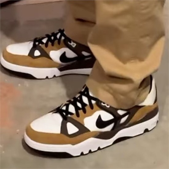 Nigo x Nike (lin)ϵмu Air Force 3 ?q)ȼ֮?/></a>
                        <p>
	(j)ϢQձO(sh)ӋNigoc\ƷNike(lin)ϵЌ2024＾ʽǈ@һε(lin)wTУAl(wi)µȶƷƷиǰ˂ڴAir Force 3ЬٴΌ@һ(jng)Ь͎عҕҰ


	ȥףϢ͸¶NigocNike_(d)ɺӋڽƳ(lin)Ь@һϢ</p>
                    </li>
                                         <li>
                        <b class=