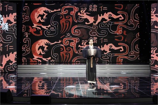 文化与时尚融合 山东服装职业学院2024届服装专业毕业发布会