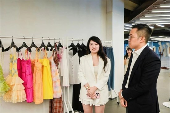 越南时尚团来华--中越时尚品牌合作交流会在昆山举行
