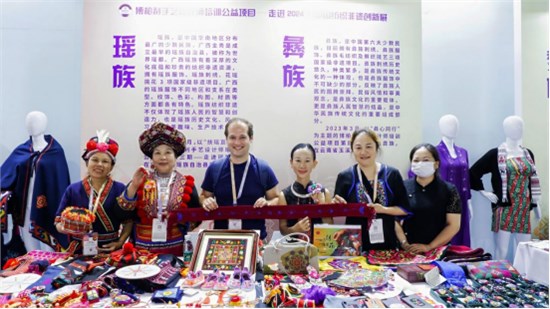 点赞纺织非遗！在现代时尚与国潮风口中找到“流量密码”