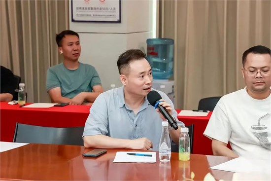  广州市海珠中大纺织产业商会世界设计论坛召开