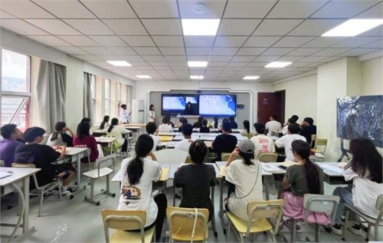  大连艺术学院 从“心”出发 点亮新征程