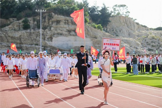 泉州纺织服装职业学院举行第十九届田径运动会开幕式