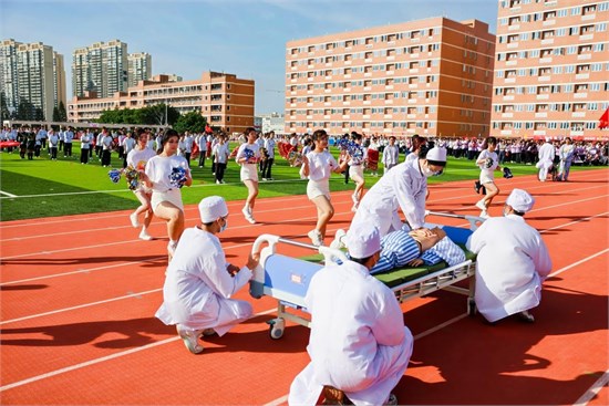 泉州纺织服装职业学院举行第十九届田径运动会开幕式