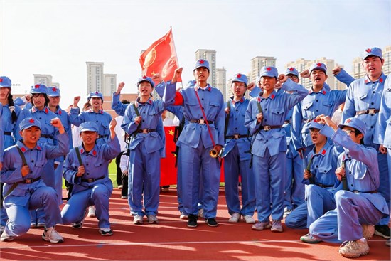 泉州纺织服装职业学院举行第十九届田径运动会开幕式