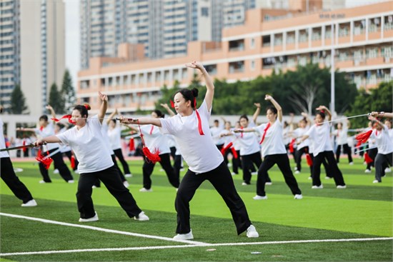 泉州纺织服装职业学院举行第十九届田径运动会开幕式