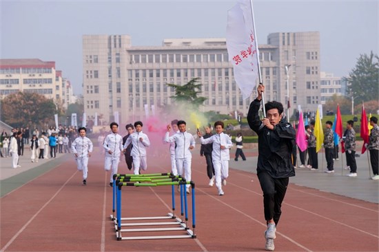 山东服装职业学院2024年田径运动会开幕