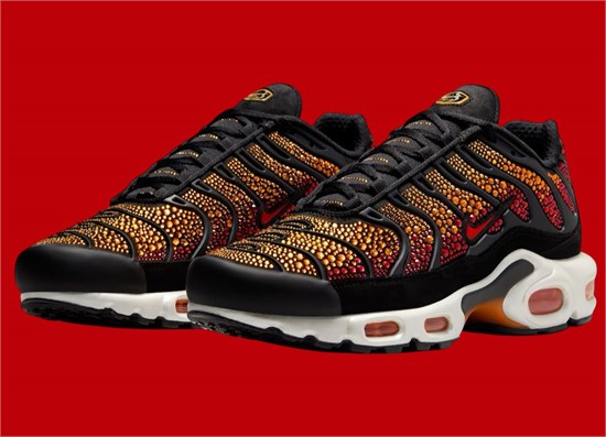 Nike与施华洛世奇联名球鞋震撼曝光 Air Max Plus系列闪耀登场