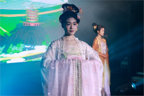 大连艺术学院 校政合作 洛韵雅裳共启华章