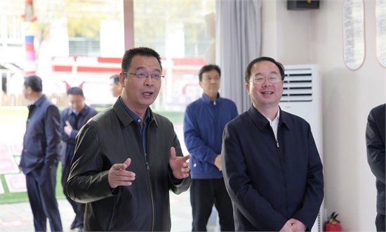 **部长到河南机电职业学院现场课堂调研