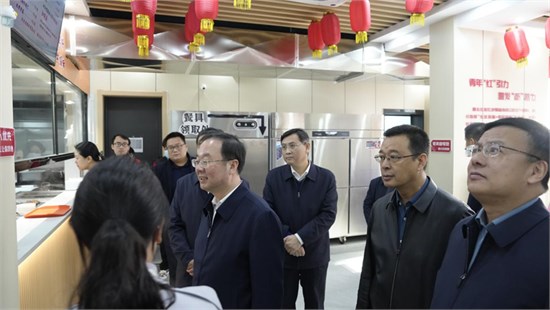 **部长到河南机电职业学院现场课堂调研