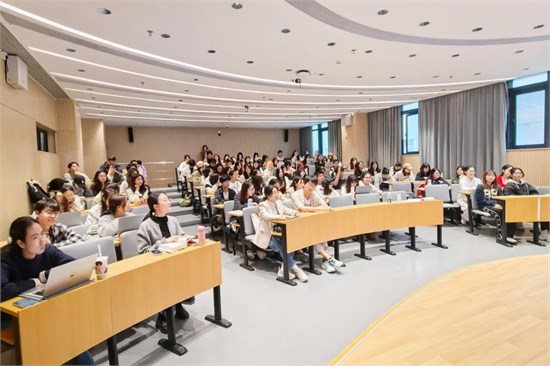  叮当猫品牌携手汕头大学商学院：校企联动 赋能电商新未来！