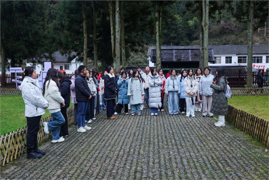 寻访红色足迹 江服师生井冈山红色研学之旅