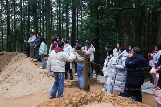 寻访红色足迹 江服师生井冈山红色研学之旅