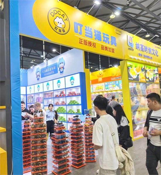 叮当猫亮相第二十二届中国国际玩具及教育设备展览会