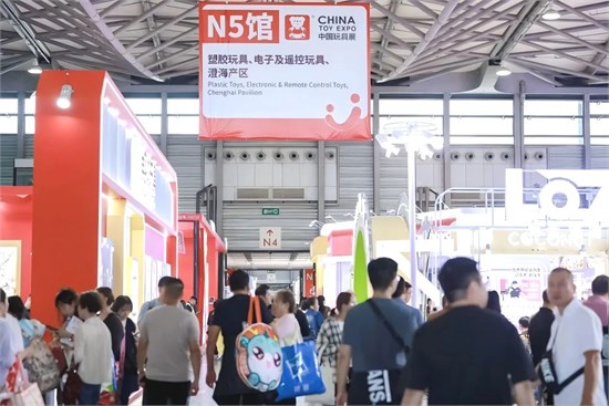 叮当猫亮相第二十二届中国国际玩具及教育设备展览会