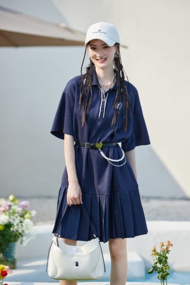 航海系穿搭美学：浪与帆的叙事诗！