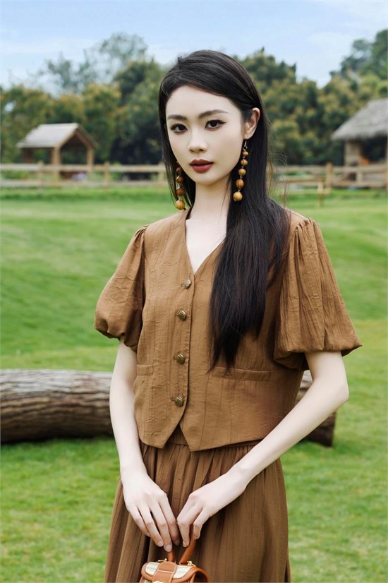 CRIO栖那女装新品 寻夏慢游 享受自由
