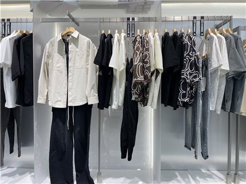 DD潮流服飾品牌：加盟商破局生意困境的優(yōu)選之一