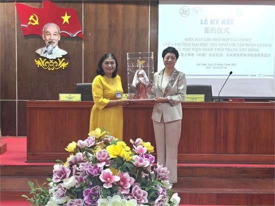 职教精彩看山服·职教出海 学院党委书记郝燕一行到越南访问交流