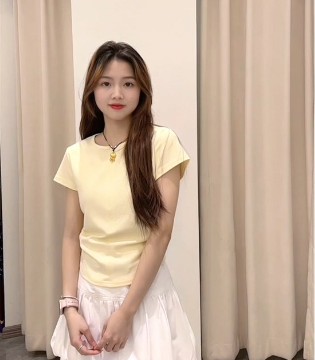 所季2025夏季新品 简约服饰 点亮时尚日常