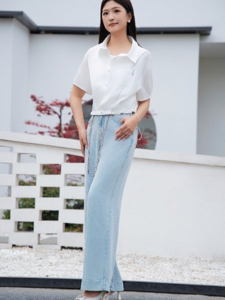 汀丁可2025夏季新品 簡(jiǎn)約自信 優(yōu)雅通勤