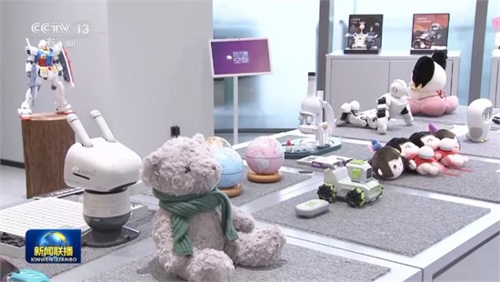 “玩具新兵”遇上 AI 浪潮 凭4款产品 一季度爆卖2万台