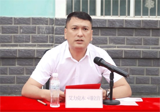 43家企业联名的“成长盲盒” 为喀什地区儿童送去神秘六一礼物