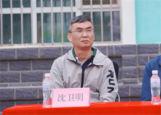 43家企业联名的“成长盲盒” 为喀什地区儿童送去神秘六一礼物