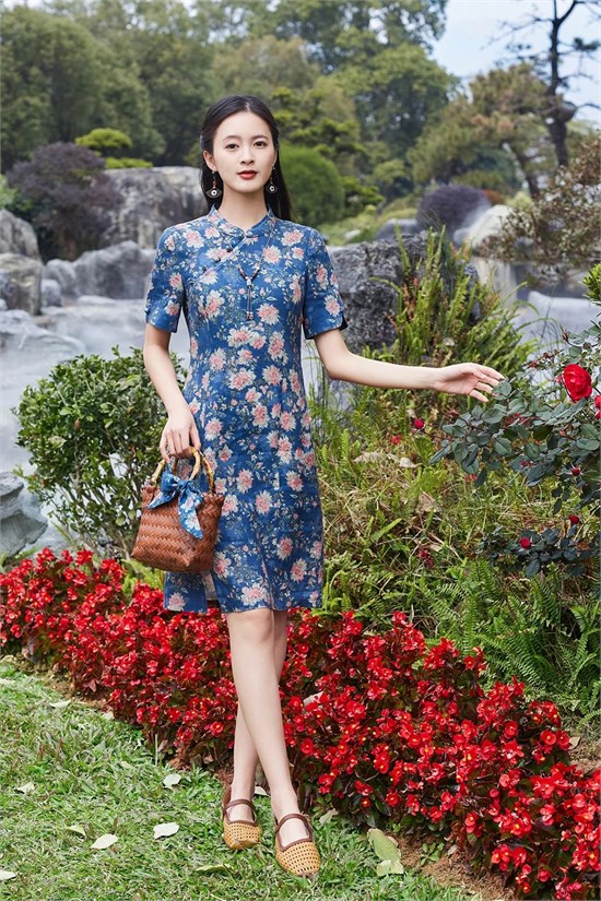 曼茜纱 茜纱飞曼 亚麻轻扬 粽夏生香！端午安康！