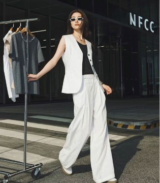 德瑪納FASHION 2025夏季 女性優(yōu)雅主義的演繹