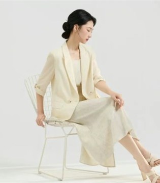 禾等Helen Moda 夏意正当时 多穿简雅的服饰