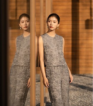 惠兰朵2025新品 沉稳如砚 藏尽东方风华