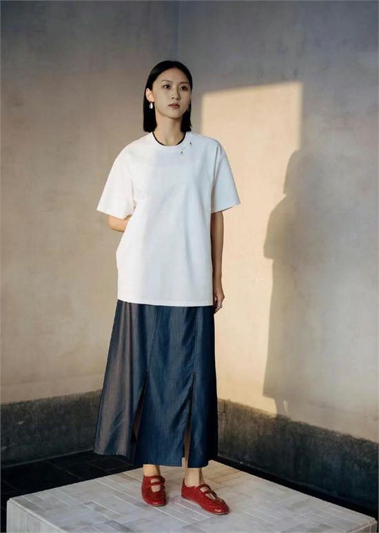 leserbie奕色2025夏季新品 复古光影