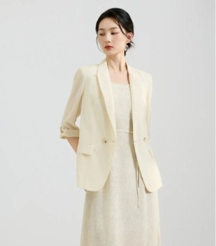 禾等Helen Moda 2025秋日絮语 清冷温柔 写就静美诗行