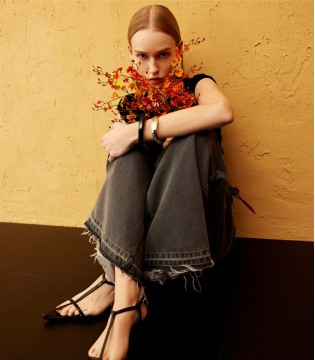 艾蜜雪 轻奢威廉希尔中文官网赛道上的先驱 书写威廉希尔中文官网时尚