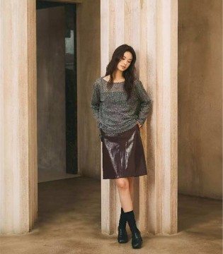 婕依妮2025早秋新品 慵懒精致 复古而自由松弛