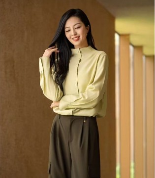 卡蔓2025早秋新品 智感简约 大方都市