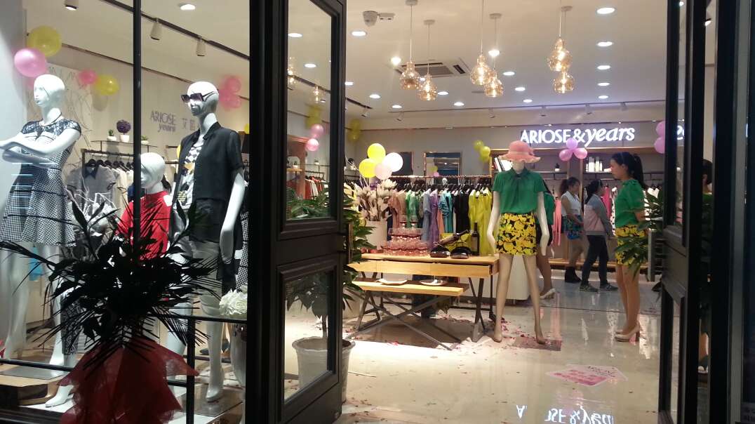 艾诺丝雅诗女装_艾诺丝雅诗怎么样_艾诺丝雅诗杭州店铺